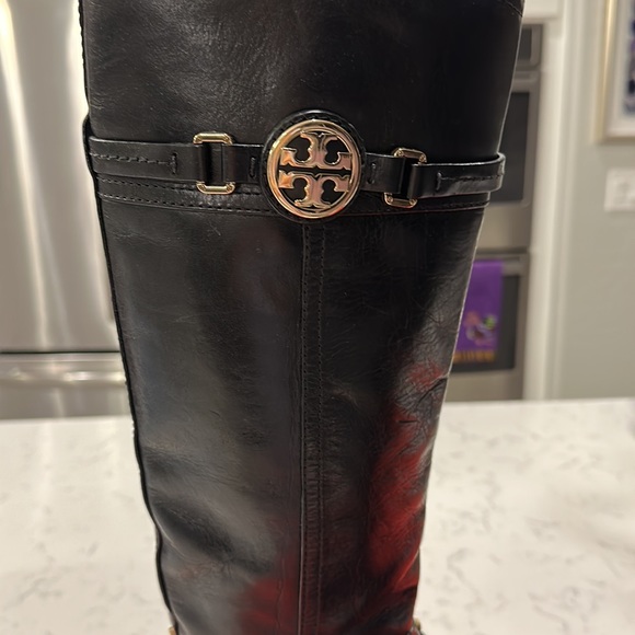 Tory Burch Calista Leather Logo Boots - Picture 4 of 10
